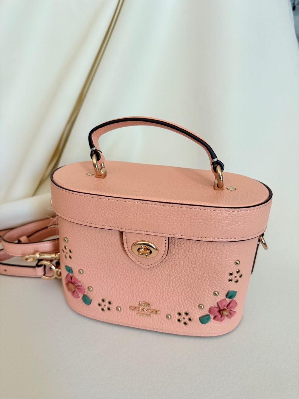 coach Kay Crossbody With Floral Whipstitch CA147